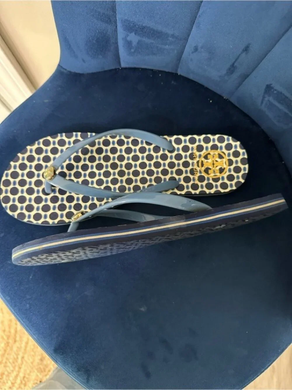 Tory Burch Blue Polka Dot Logo Flip Flops Thong Sandals Women’s Size 9